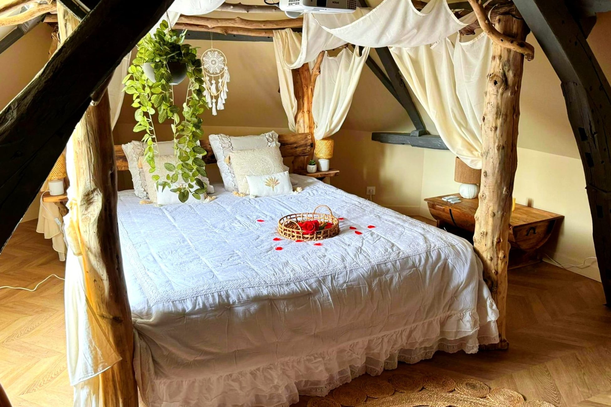 Hébergement UnicStay : Évasion Sauvage et Luxe : Une Suite d’Exception À 10 minutes du centre ville d'AMIENS à Amiens