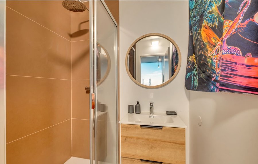 Hébergement AbracadaRoom : La planète inconnue - T300 Skytower - Toulouse - Cité de l'espace - Image 4