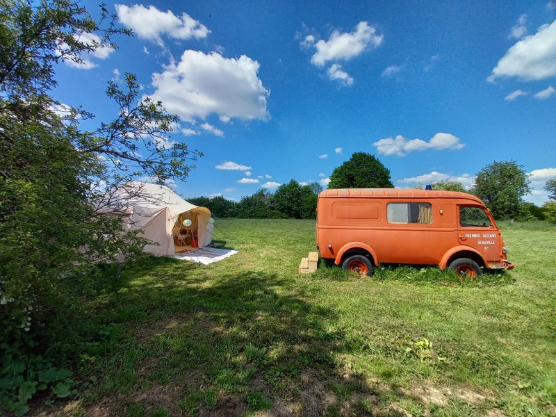 Hébergement AbracadaRoom : Magic bus met glamping tent - Image 1