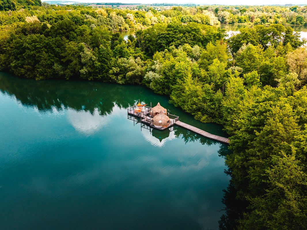 Cabane Spa Robinsons à Chassey-Lès-Montbozon (2)