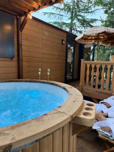 Domaine AbracadaRoom : La roulotte dorée - Image 18