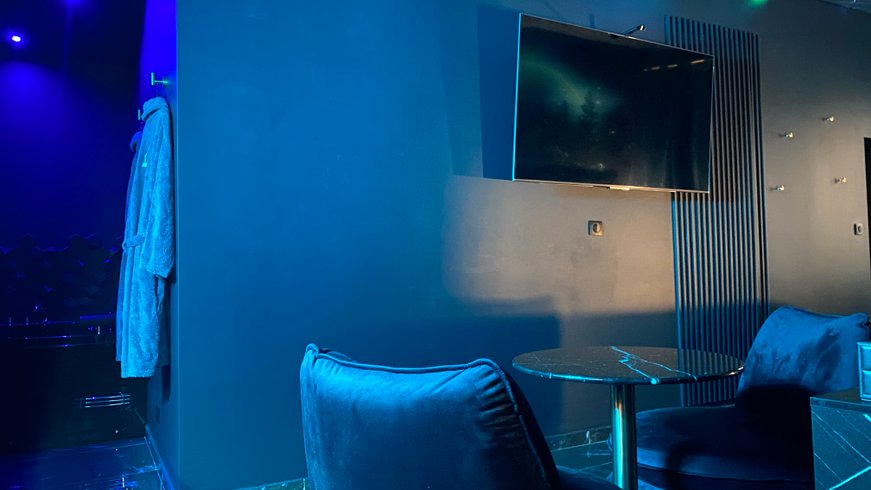 Hébergement AbracadaRoom : Dormez sous la Lune Bleue – Séjour magique & jeu immersif - Image 11