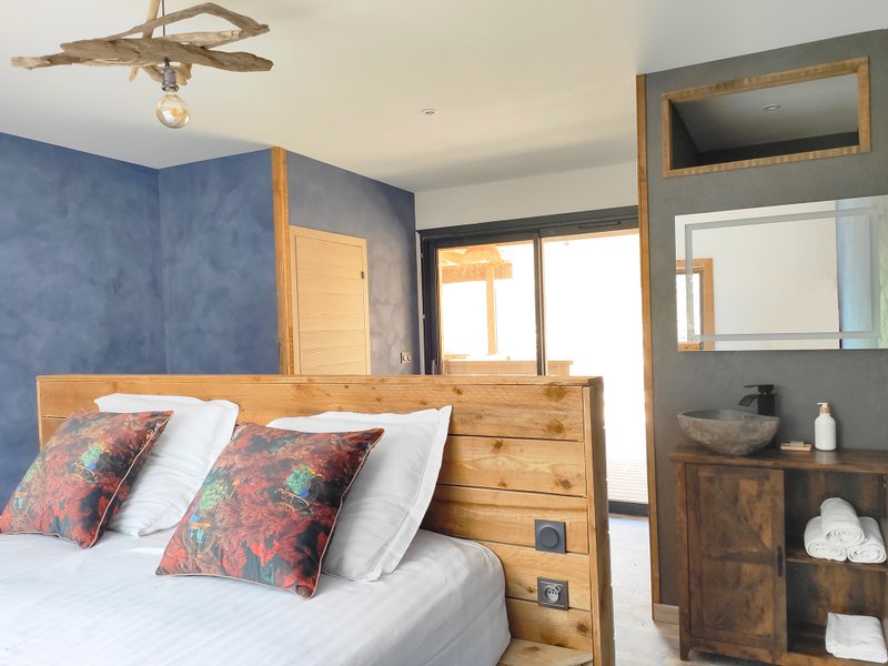 Hébergement AbracadaRoom : Cocoon Bali & Jacuzzi - Image 4