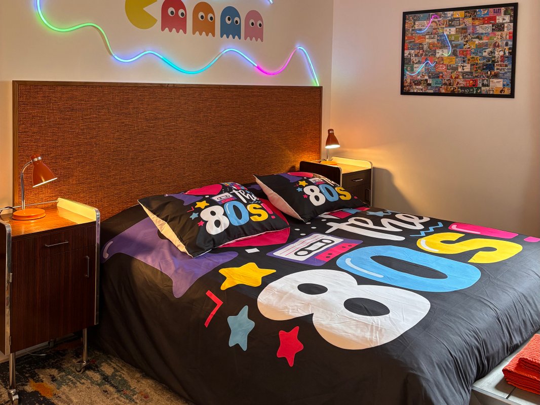 Chambre Vintage Années 80 à Behen (6)