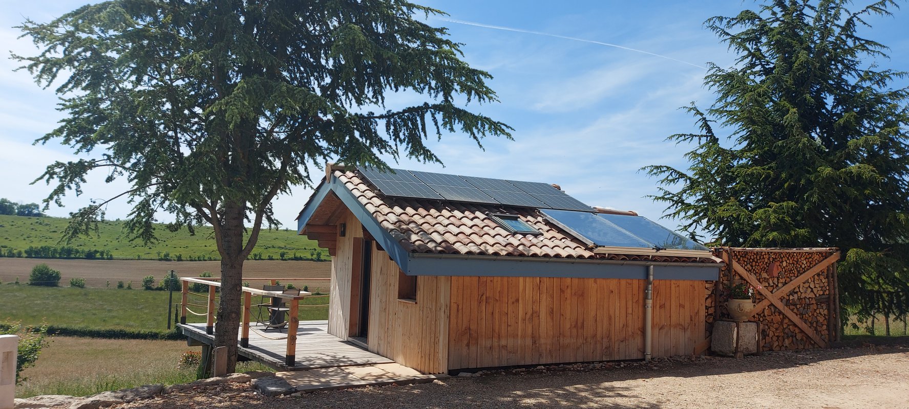 Cabane Wood & Spa à Chasselay (1)