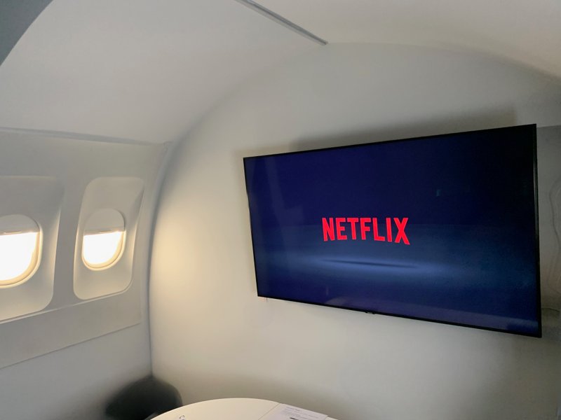 Hébergement AbracadaRoom : Insolite - Thème  Jet Privé - Image 4