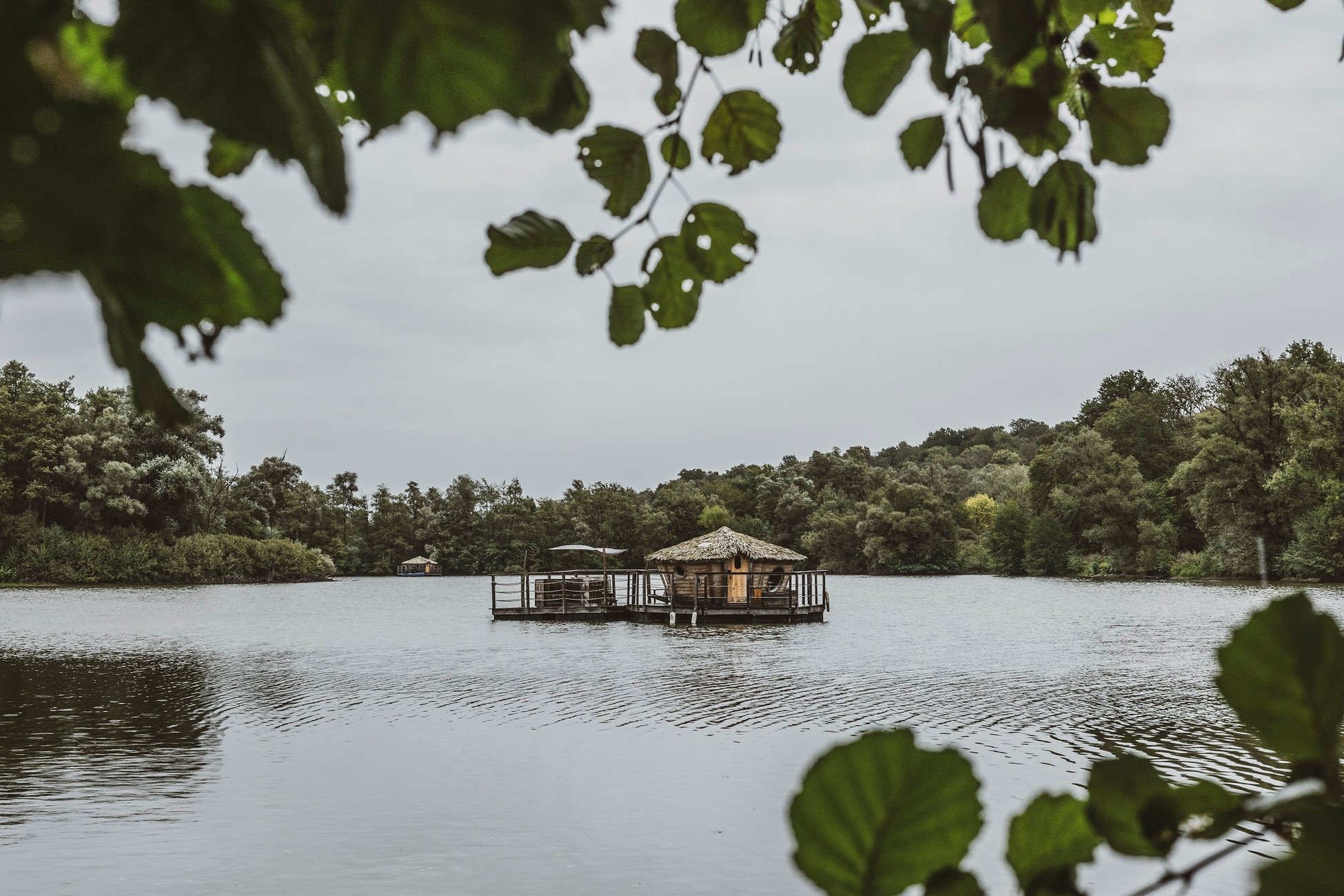 Hébergement UnicStay : Cabane Spa Nénuphar à Chassey-Lès-Montbozon