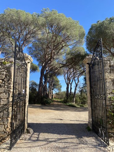 Hébergement AbracadaRoom : Le Pigeonnier du Château, Gîte 5* insolite - Image 8