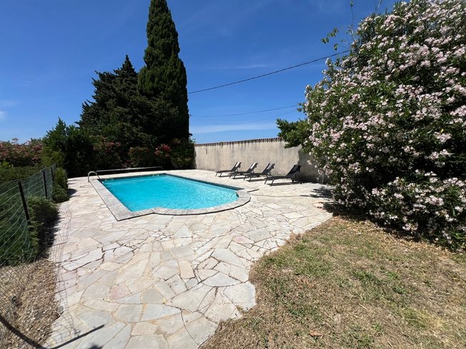 Hébergement AbracadaRoom : MAS DES AMANDIERS & Piscine et dégustation de vins - Image 2