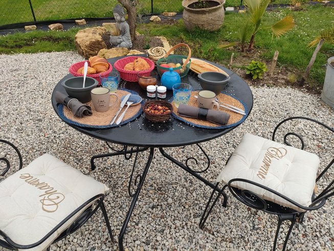 Domaine AbracadaRoom : La Roulotte d'Elfes & spa (climatisée) - Image 5