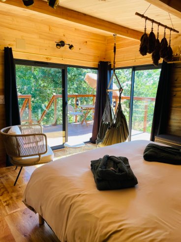 Hébergement AbracadaRoom : La Cabane Feu de Forêt & spa privatif - Image 4