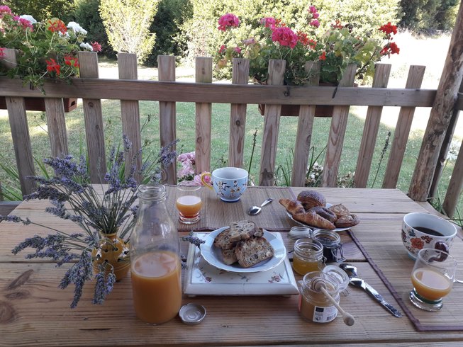 Hébergement AbracadaRoom : Séjour atypique chez Corinne et Jean-Marc - Image 6