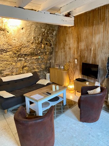 Hébergement AbracadaRoom : La maison troglodyte de la Lézardière - Image 1