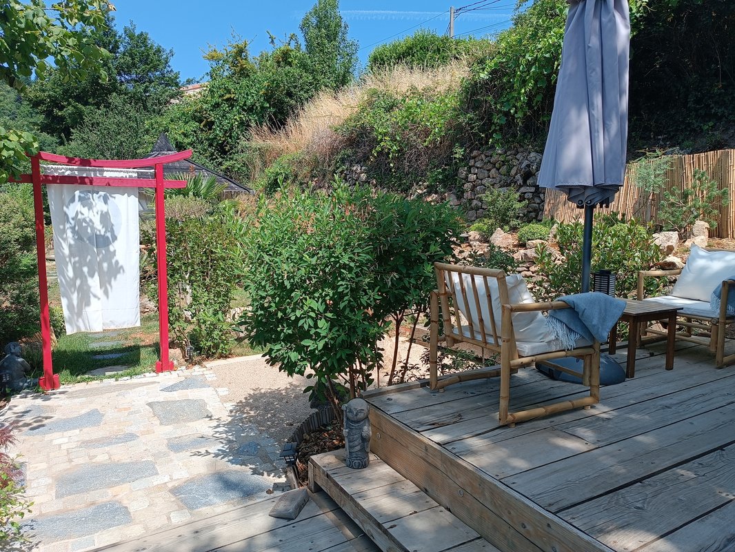 La cabane japonaise à Vernoux En Vivarais (20)