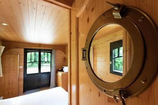 Hébergement AbracadaRoom : Roulotte familiale Hôtelière - Image 6