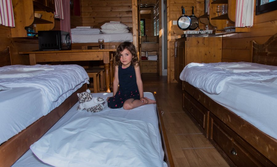 Hébergement AbracadaRoom : La Roulotte Gîte - Image 3