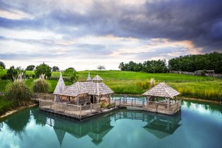 Cabane Château Biron & spa
