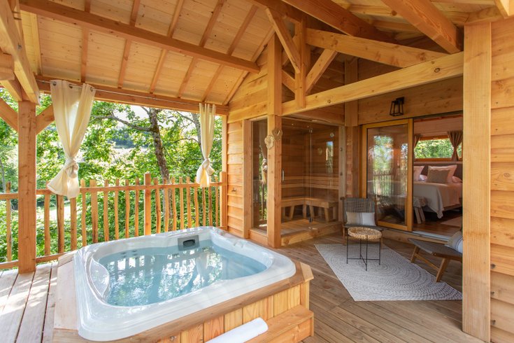 Hébergement AbracadaRoom : "Le Temps d'un Rêve" - Spa & Sauna - Dôme à Bulles - Image 1