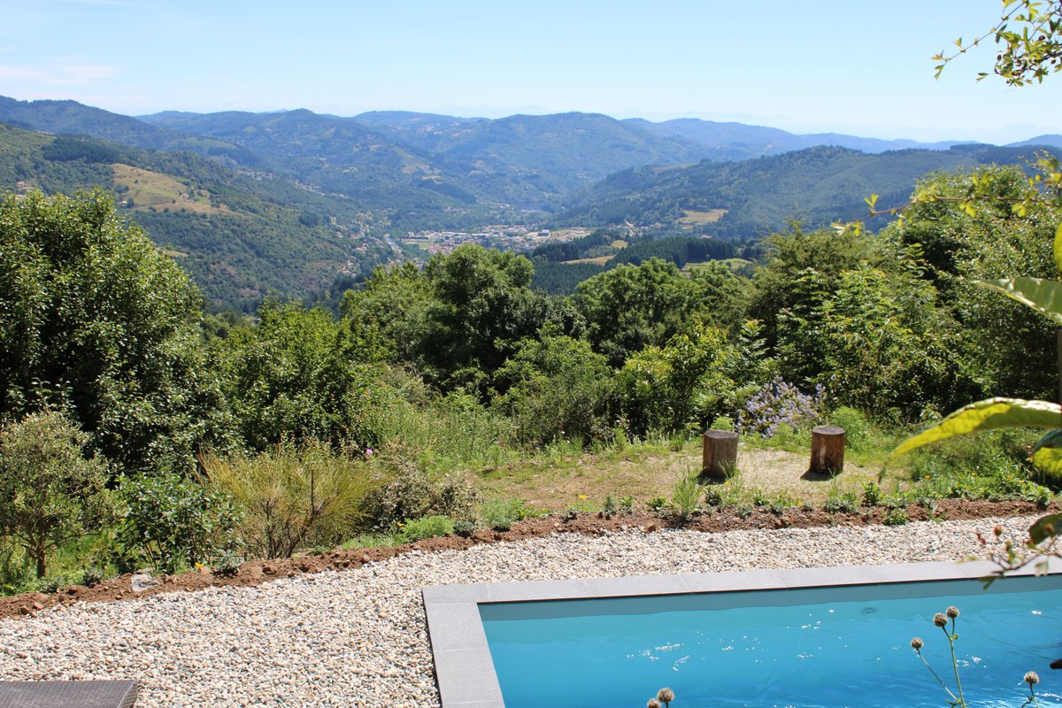 Dôme Romance, accès piscine & SPA à Jaunac (15)