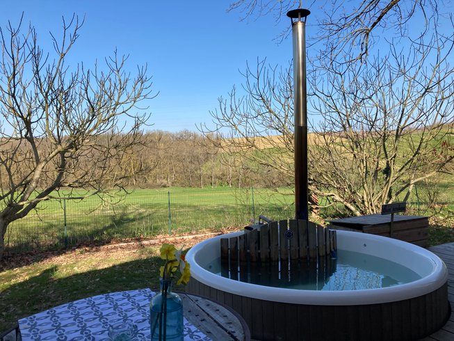 Hébergement AbracadaRoom : La Petite Cabane & Spa - Image 14