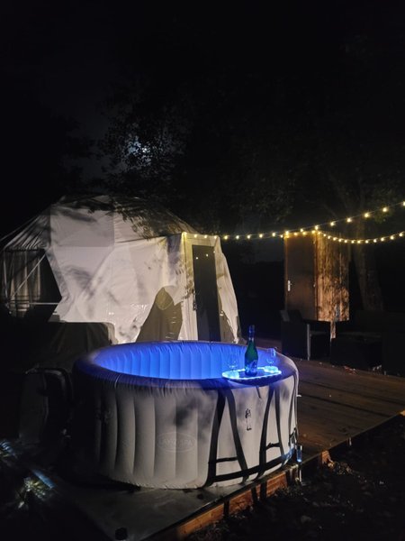 Hébergement AbracadaRoom : Le Dôme romantique du lac de la Cadie & Spa - Image 2