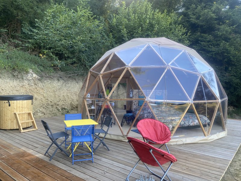 Hébergement AbracadaRoom : Andromède & Spa : Dôme Géodésique pour nuitée à la belle étoile - Image 4