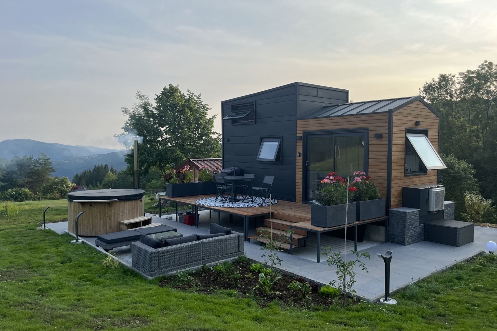 Hébergement UnicStay : Tiny house Athena & Spa à St Claude