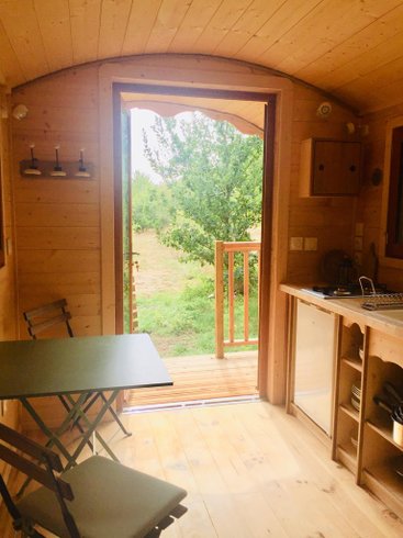 Hébergement AbracadaRoom : Roulotte "Un Temps pour soi" - Image 3