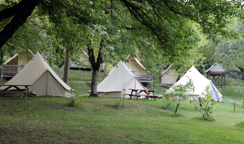 Hébergement AbracadaRoom : Glamping Tipi Pruneaux - Image 1