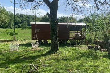 La petite roulotte de Vallin | Nature | Cosy à Torchefelon (2)