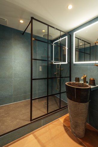 Hébergement AbracadaRoom : Manoir de Laroque Delprat - Chambre deluxe Ania - Image 4