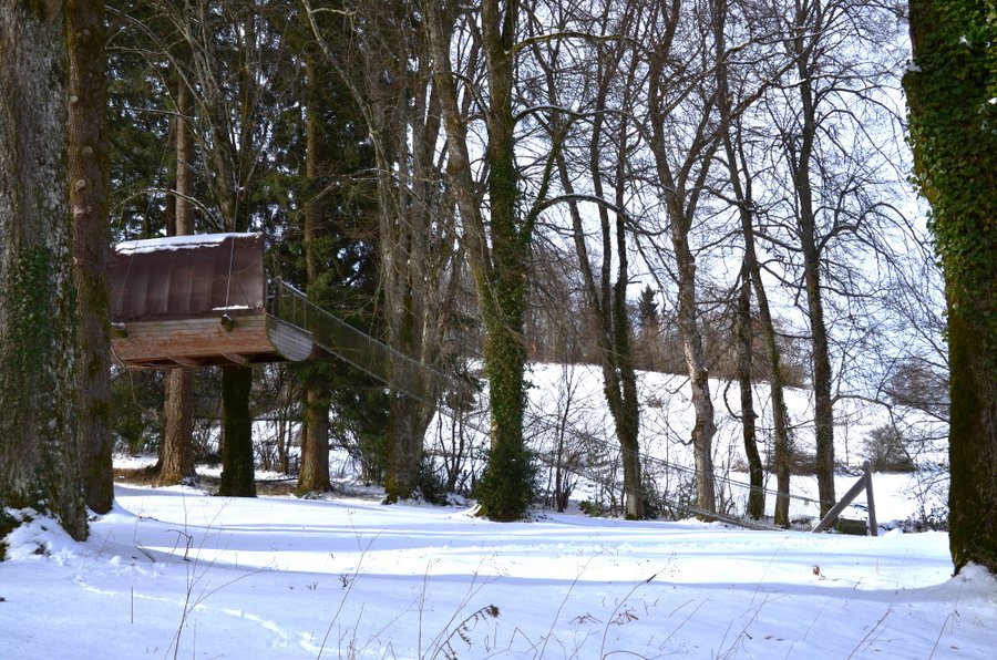 Hébergement AbracadaRoom : Cabane accès passerelle & Spa privatisable - Image 1