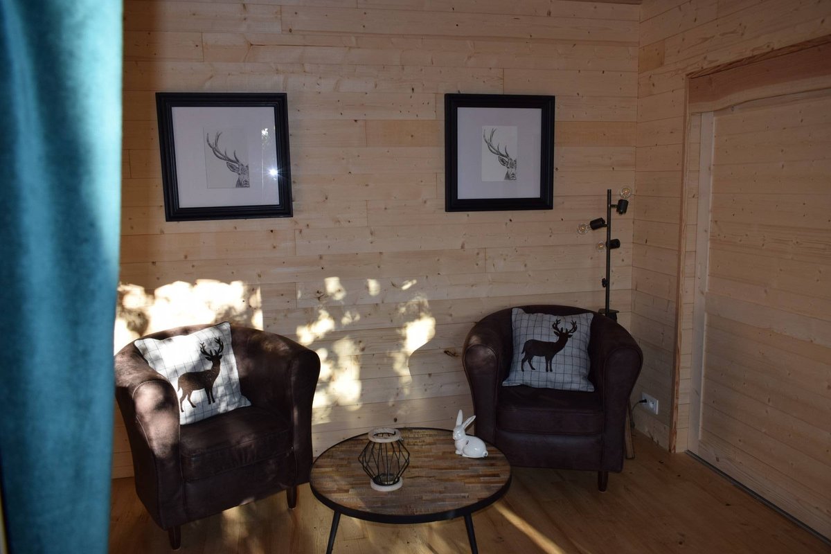 Cabane Spa des Hauts Bois à Sace (10)
