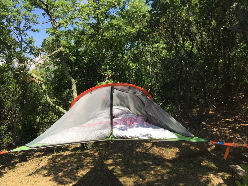tente suspendue-aventure-vue sur les etoiles-var-abracadaroom