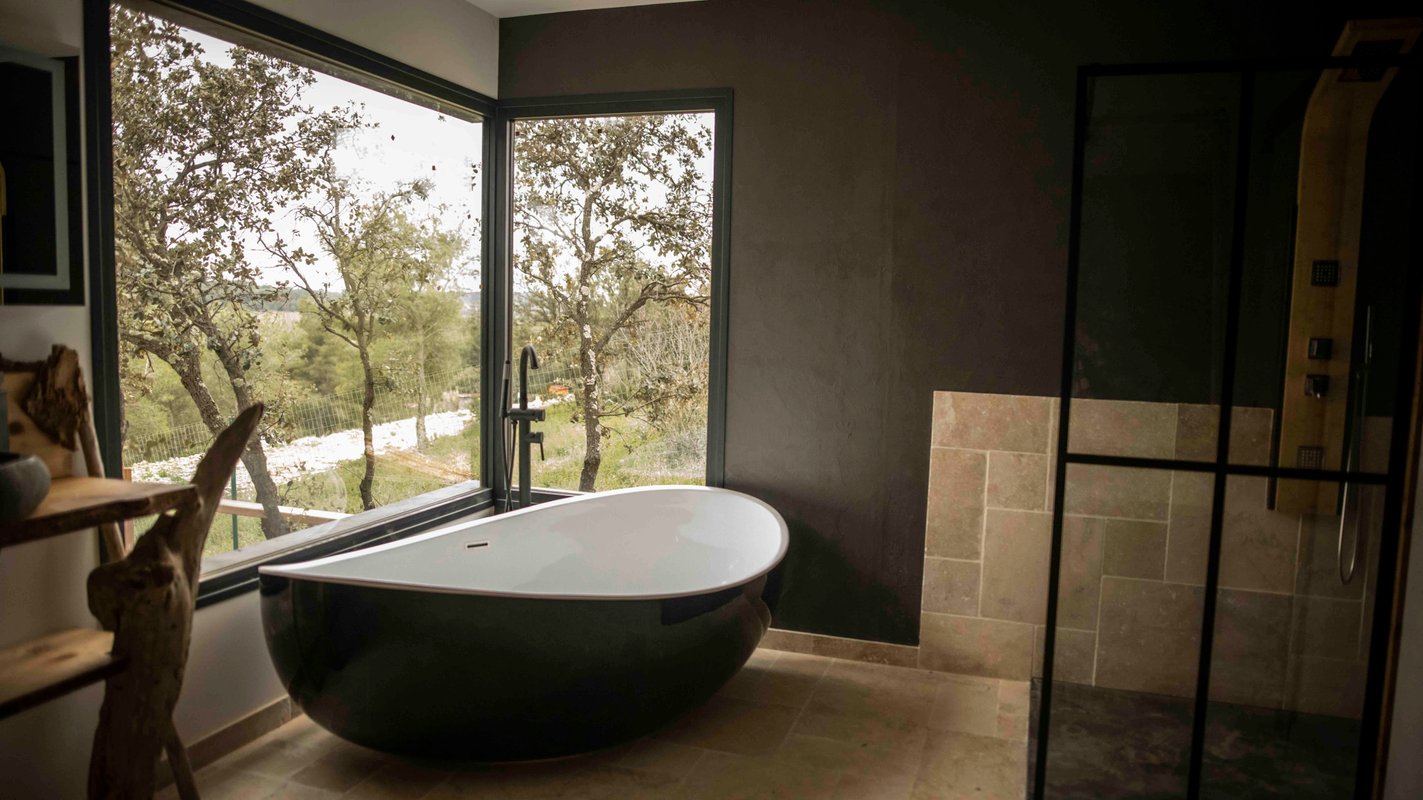 Villa Couple Baignoire Jacuzzi à Calvisson (7)
