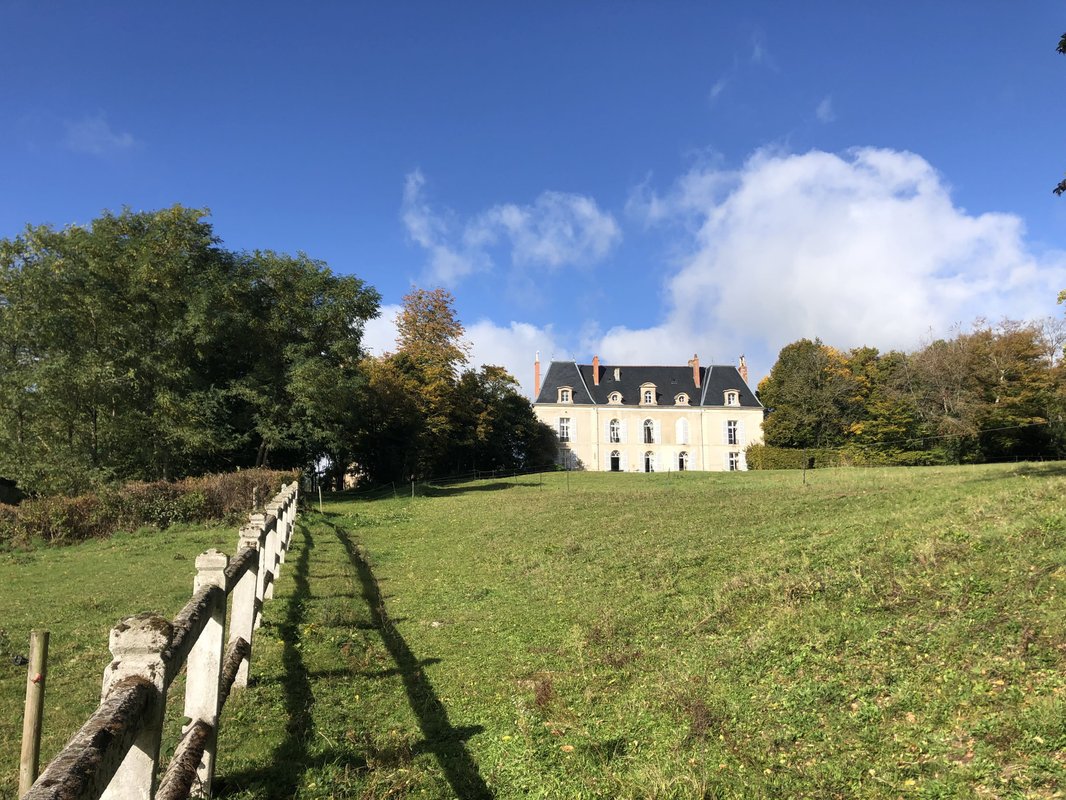 Chambre Douglas à Étang-Sur-Arroux (24)