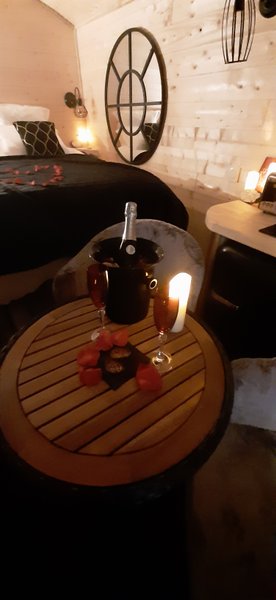 Hébergement AbracadaRoom : Roulotte Spa Kamadéva - Image 4