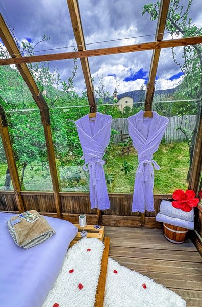 Domaine AbracadaRoom : Chalet en verre sous une pluie d’étoiles - Image 2