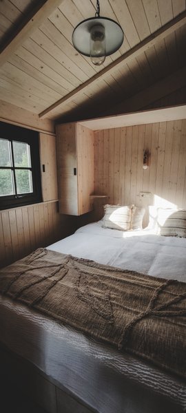 Hébergement AbracadaRoom : Cabane Estèla - Lodge sur pilotis au cœur de la nature, calme & bien-être, réservé aux adultes • linge & ménage inclus • climatisation réversible • cuisine équipée - Image 10