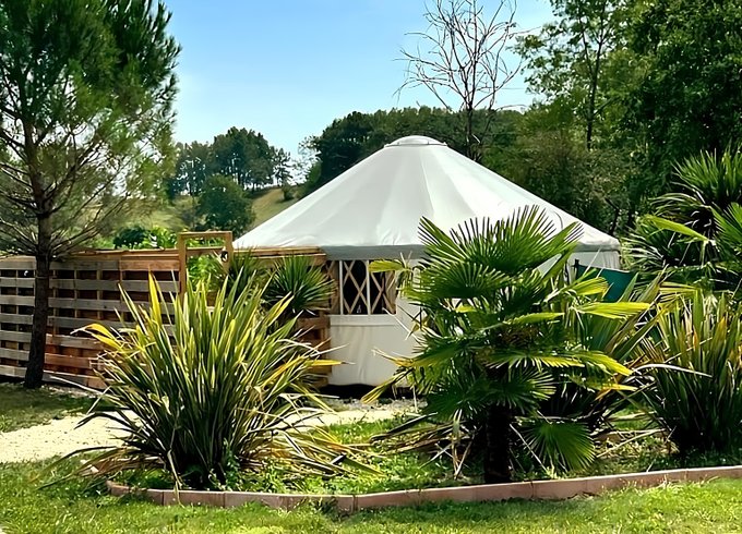 Hébergement AbracadaRoom : Yourte & Spa - Image 1