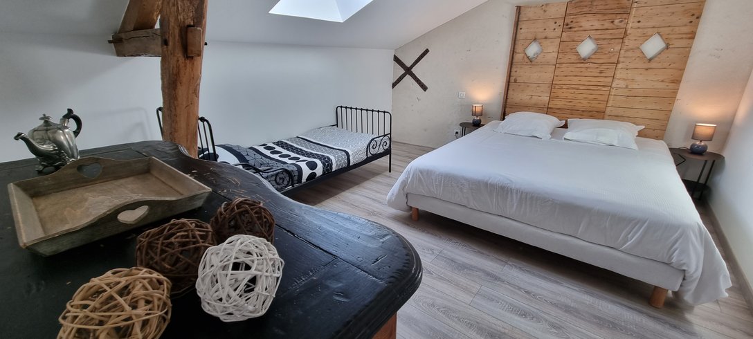 Hébergement AbracadaRoom : Gite La Petite Clavelie Dordogne & Spa - 10 personnes - Image 12