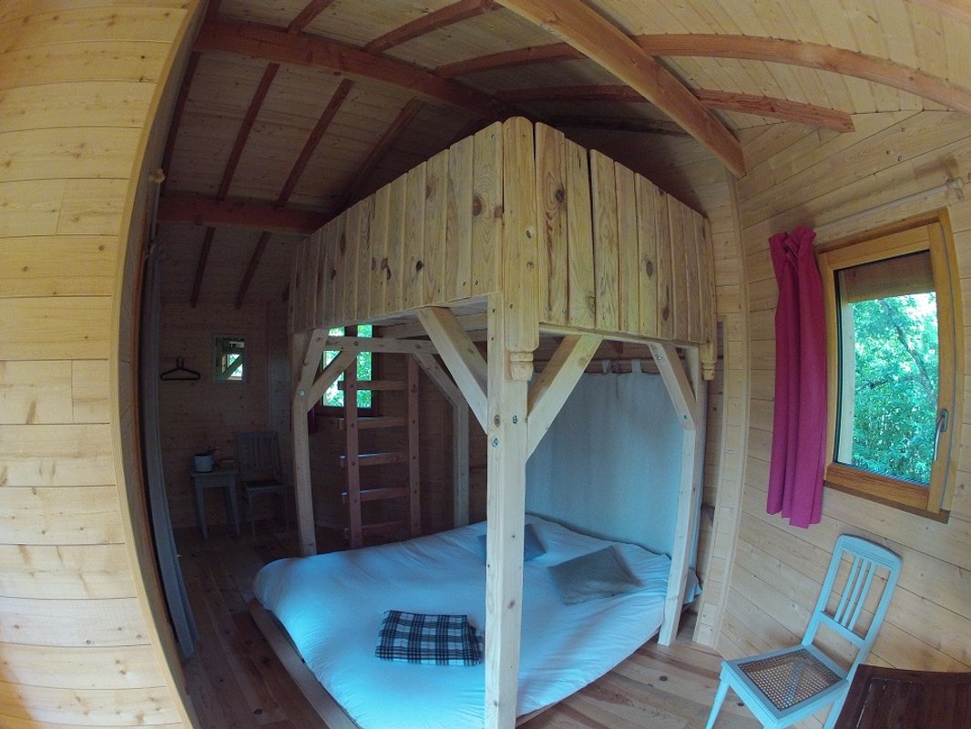 Cabane du Funambule à Lempzours (7)