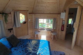 Cabanes au Fil des Saisons