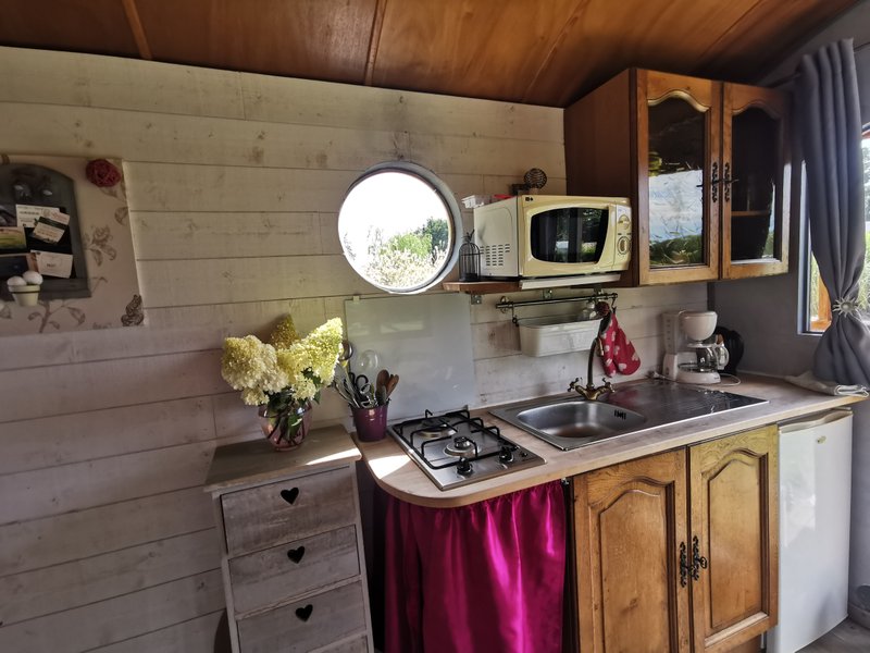 Hébergement AbracadaRoom : La roulotte Rozenn - Image 4