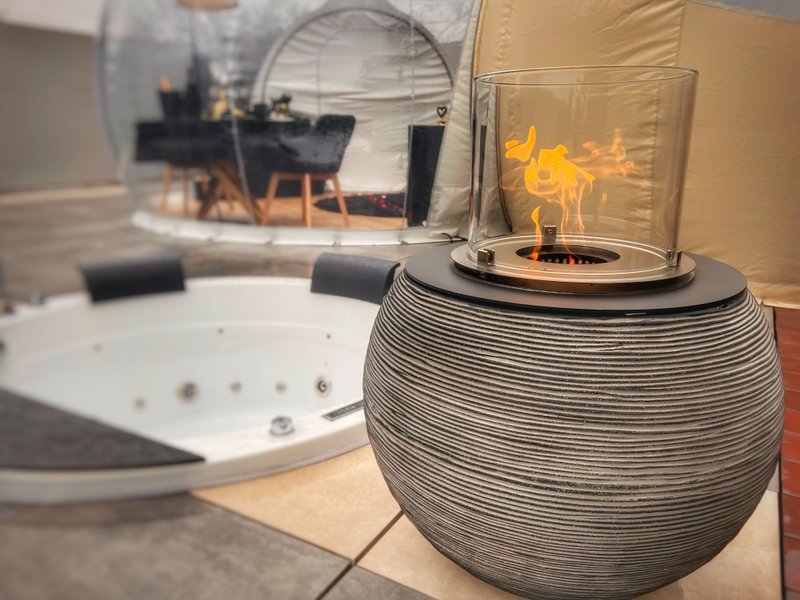 Hébergement AbracadaRoom : Bulle Love Home XO & Spa - Image 8