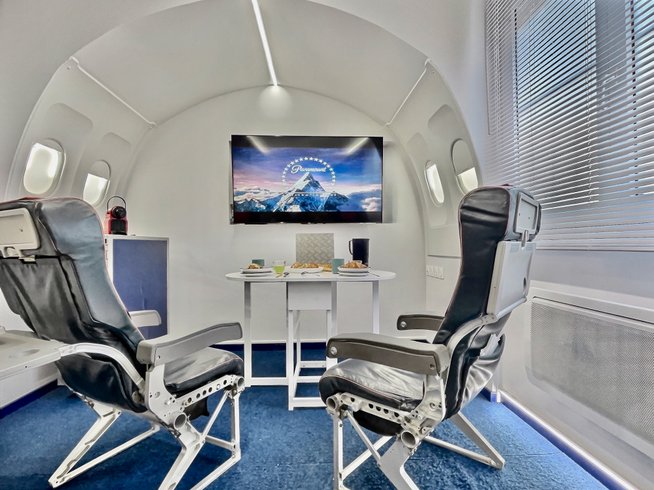 Hébergement AbracadaRoom : Insolite - Thème  Jet Privé - Image 1