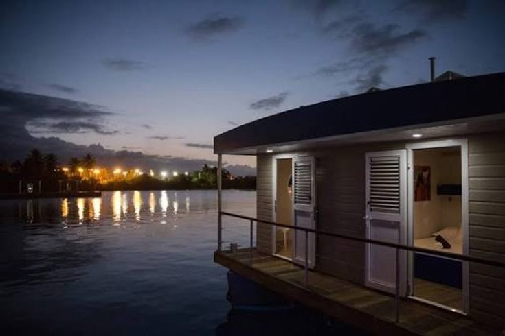 Hébergement AbracadaRoom : Aqua Lodge le Rêve flottant Les Saintes - Image 15