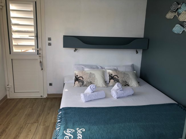 Hébergement AbracadaRoom : Aqua Lodge le Rêve flottant Les Saintes - Image 32