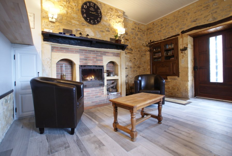 Hébergement AbracadaRoom : Moulin d'Ayguevive  charme & calme - 10 personnes - Image 10