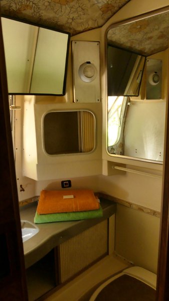 Hébergement AbracadaRoom : SUMMER SUITE  1985 - Image 8